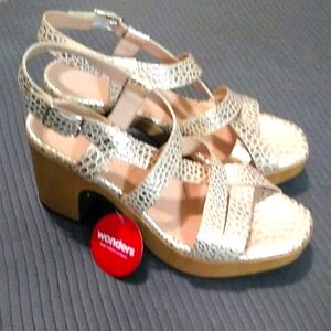 Wonders Sandal Spanish footwear brand creates comfortable/stylish footwear